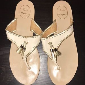 Jack Rogers size 10 nude gold trim sandals